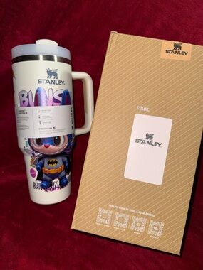 Stanley Quencher H2.0 40 oz. White Tumbler with Batman Character Art- New